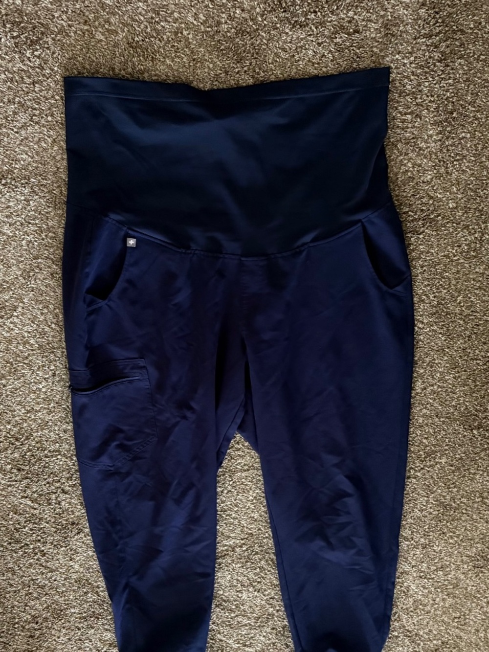 Figs maternity scrub pants